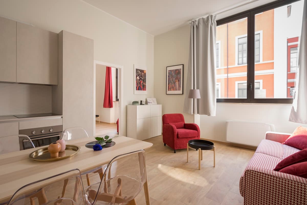 Salon lumineux d'un appartement moderne